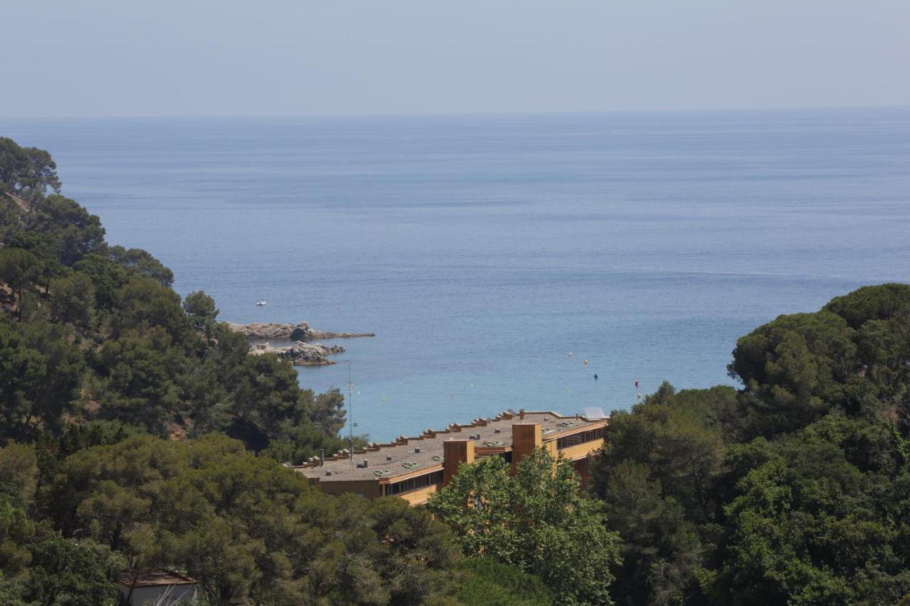 Happy Camp Mobile Homes In Sènia Cala Canyelles